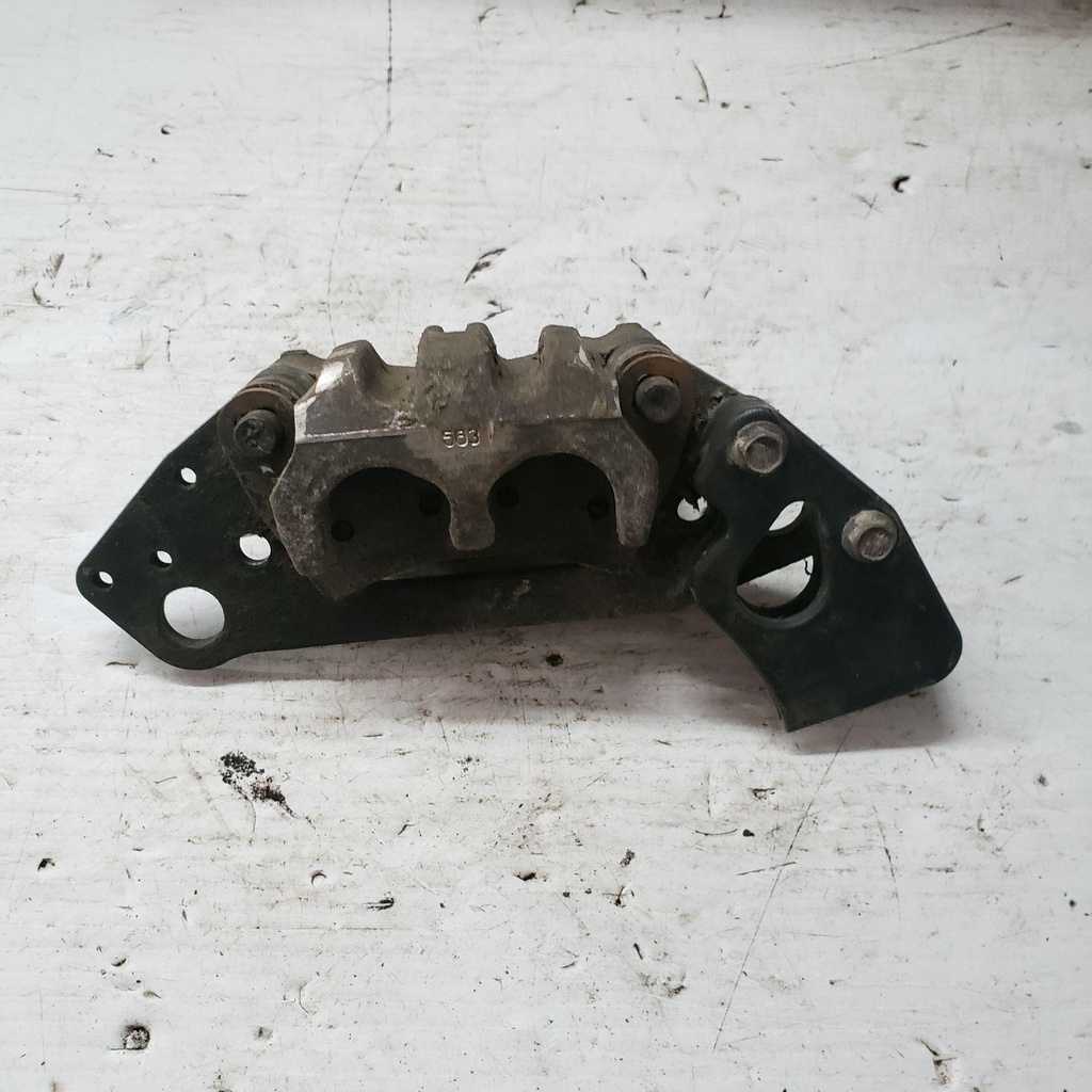 ASM-CAL/BRK,DB,1-3/8,L 20%