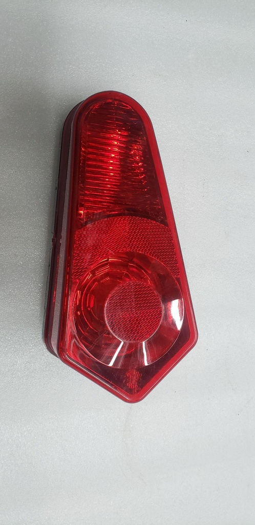 TAILLIGHT ASM,12V,RH