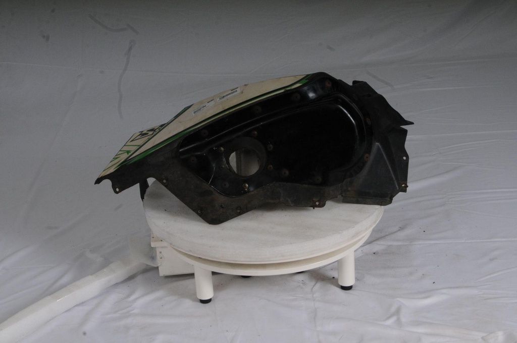 RH SKID PLATE