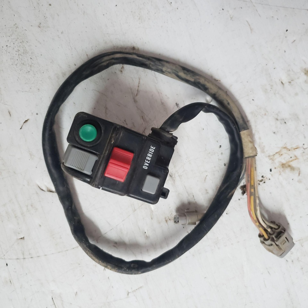 CONTROL LEFT SWITCH