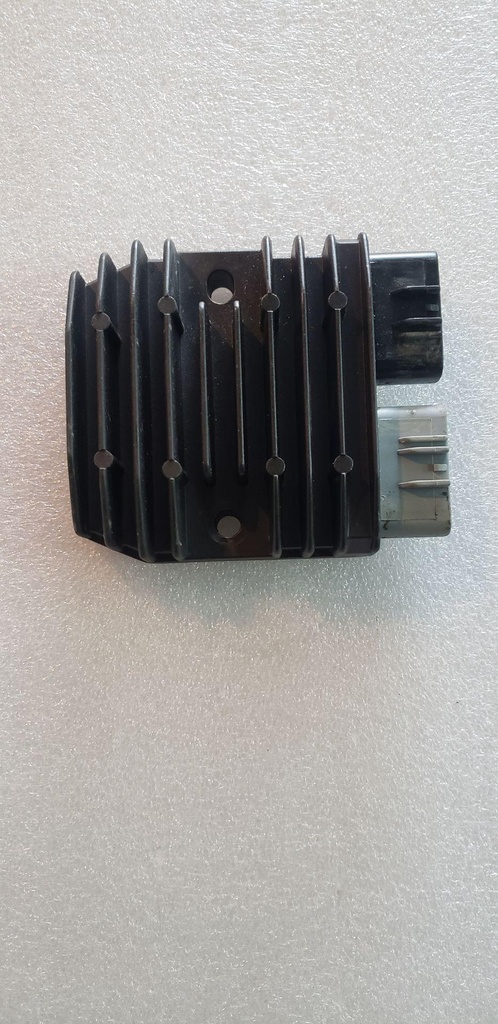 REGULATOR-3PH,35A,SERI 05%