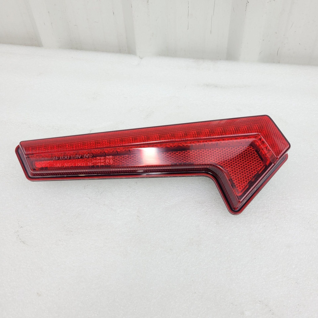 taillight assembly, left
