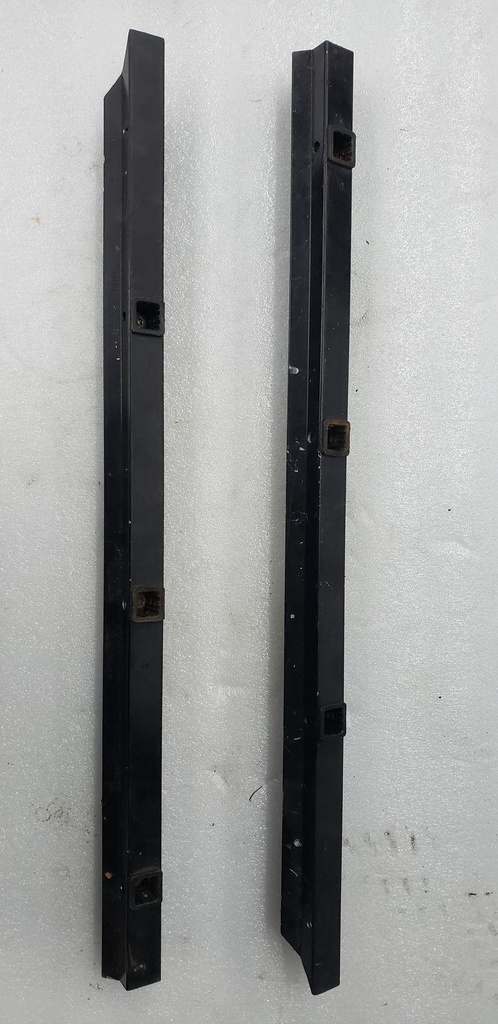 Mount, Rack - Right