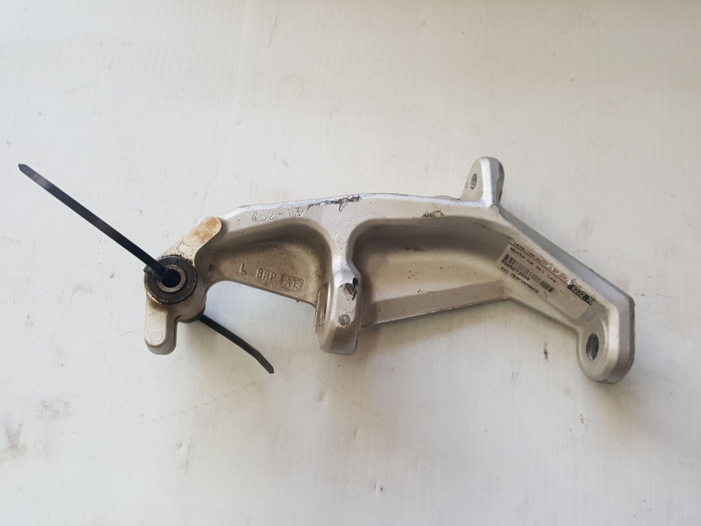 White LH Ski Leg