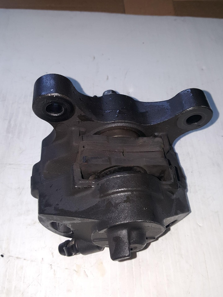 YAMAHA CALIPER ASSY LEFT - 8FA-2580T-01-00