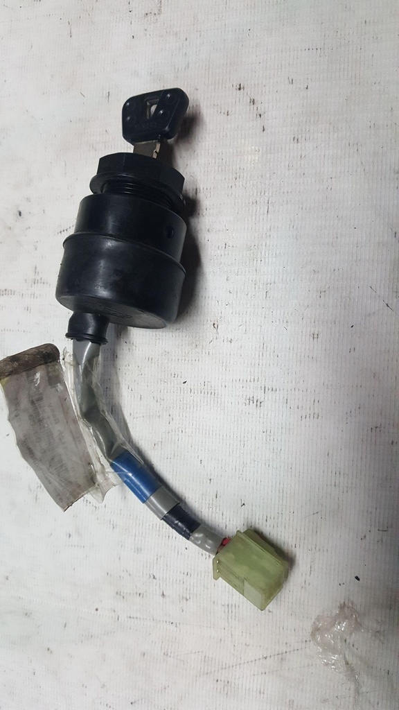 MAIN SWITCH ASSY - YAMAHA - 8HF-82510-00-00