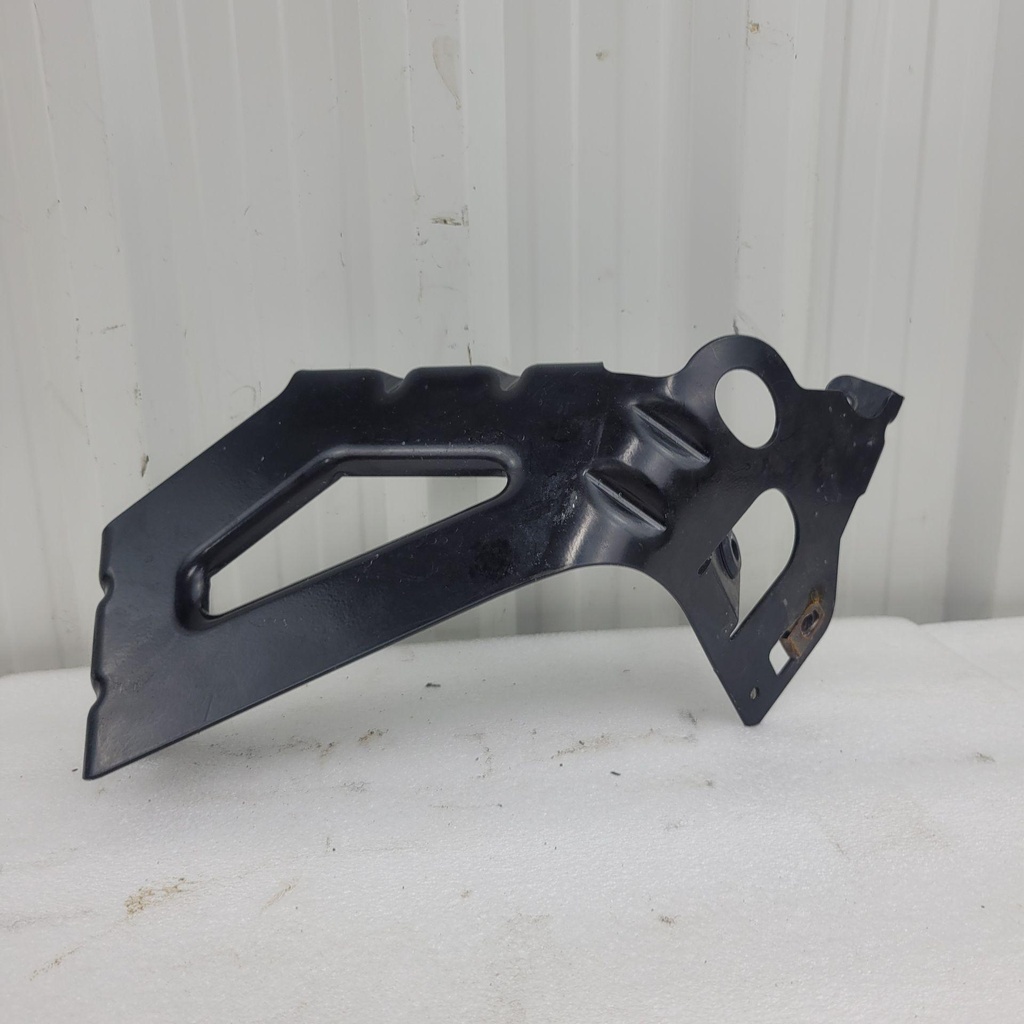 bracket, front bumper