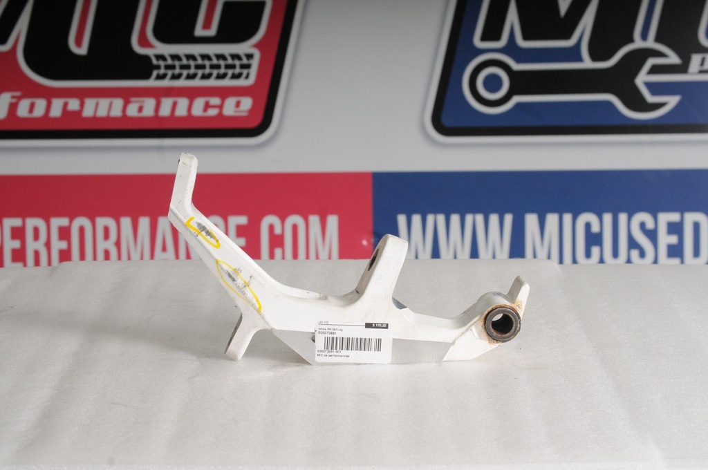 White RH Ski Leg Model Red-Red
