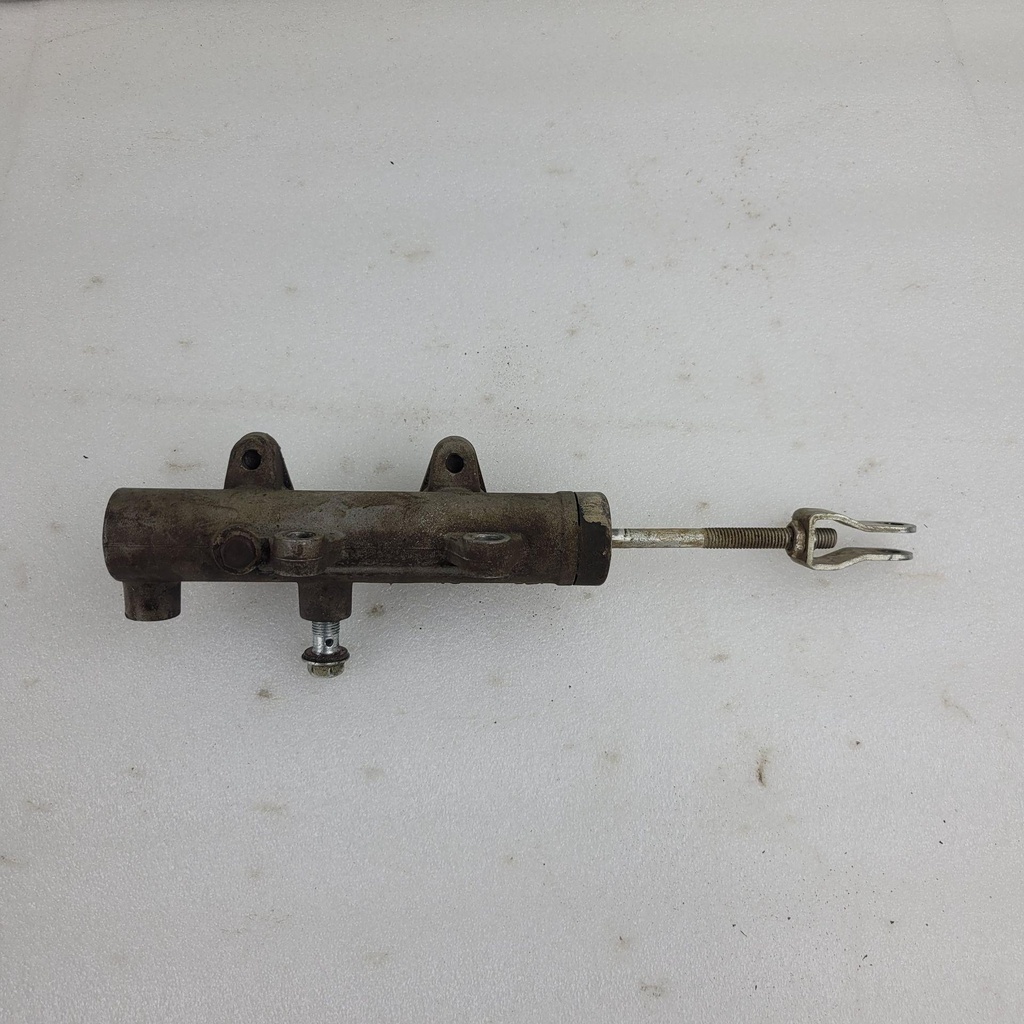 master cylinder
