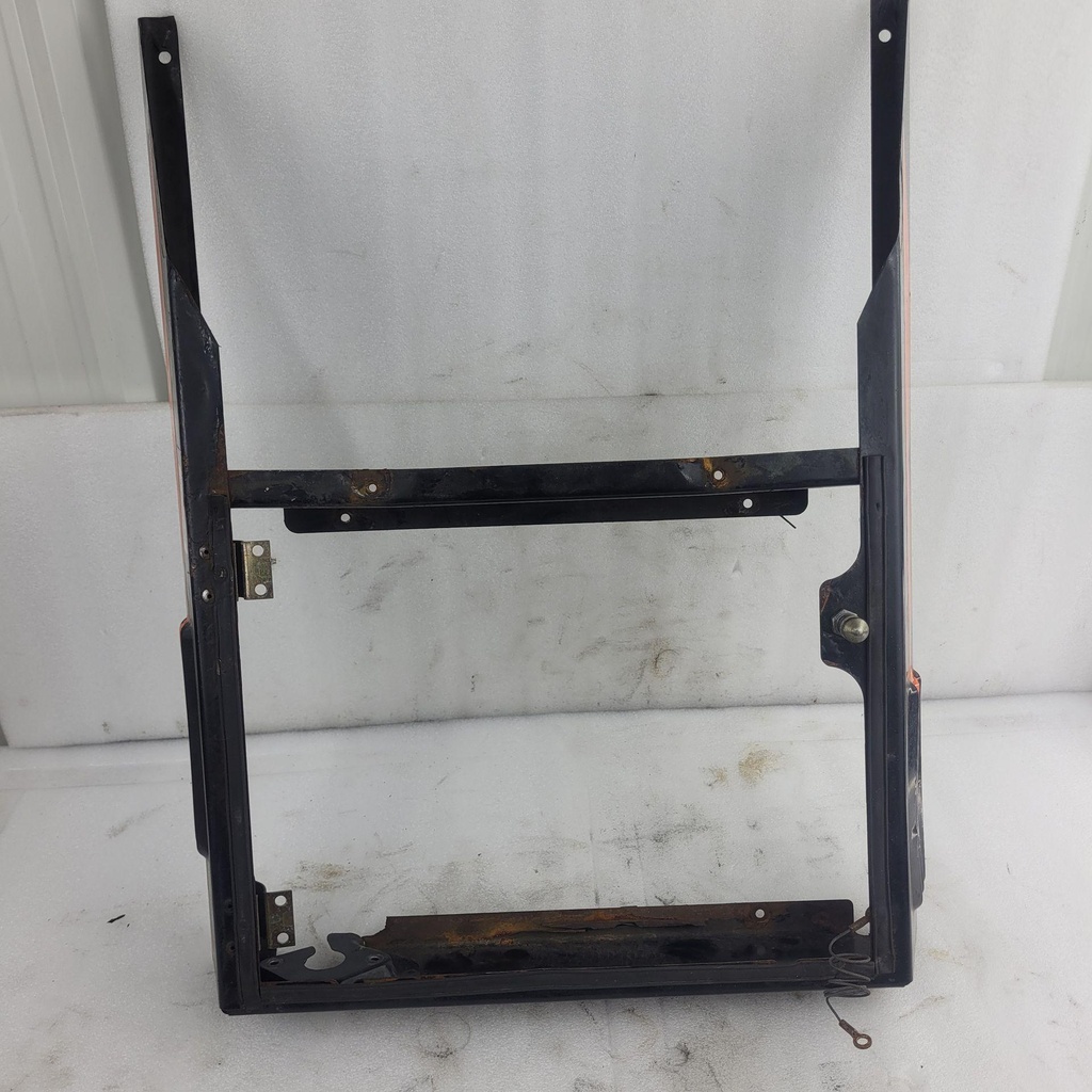 riser, seat - assembly