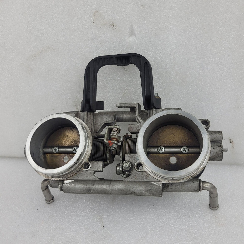 [420893808-001] (new ref. 420685752) throttle body