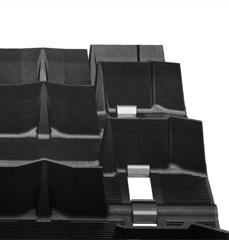[10-1240-0235] TRACK CHALLENGER XTREME 15X141-2.5 9329M