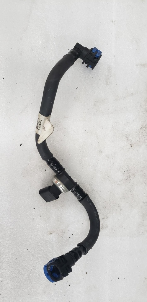 [2521792-001] fuel line (2521792-001)