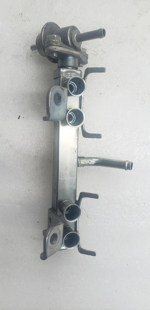 [3007-831-001] rail, fuel (3007-831-001)