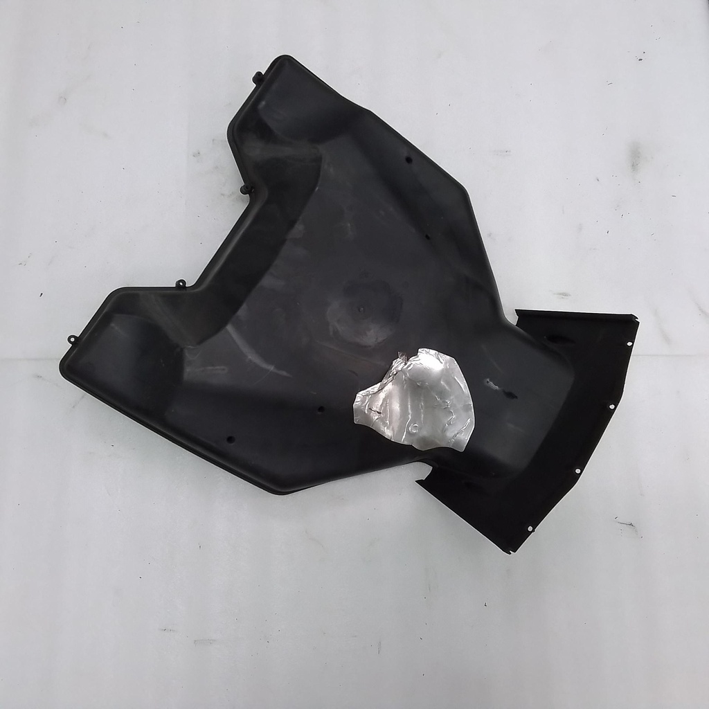 Plenum, Intake - Lower Rear (inc. 19)