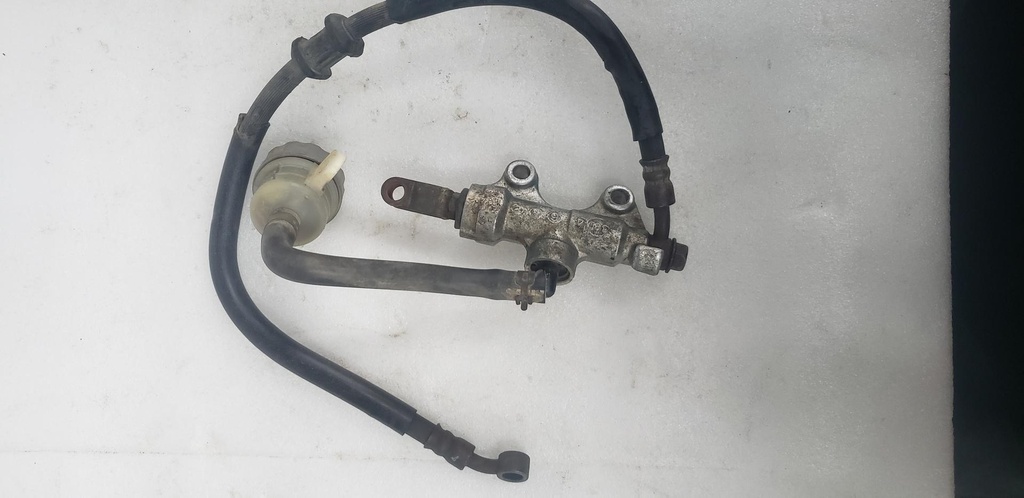Rear Master Cylinder Assy - 5TG-2580E-20-00 YAMAHA