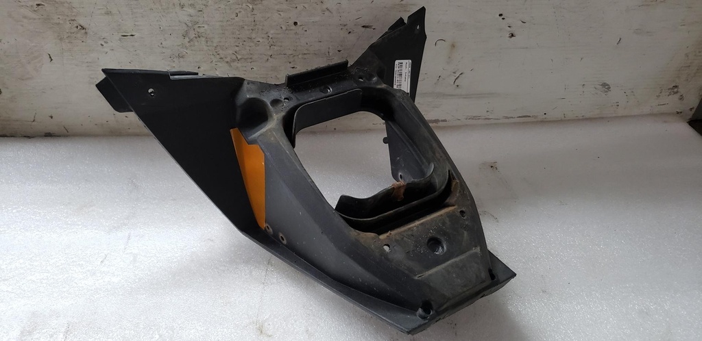[8JPR13110100-001] duct, intake (8JPR13110100-001)
