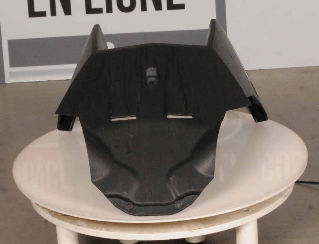[8KCK715K0000-001] duct, intake front (8KCK715K0000-001)