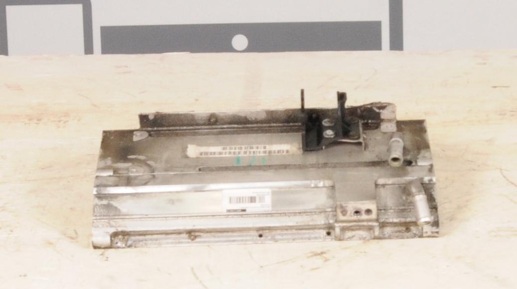 [1241233-002] BULKHEAD COOLER ASSEMBLY