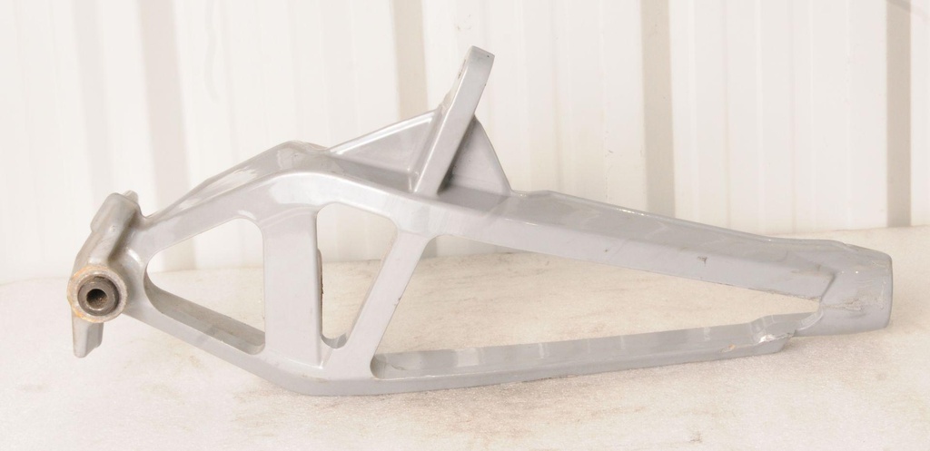 Spindle, Steering - Right - Gray (inc. 2)