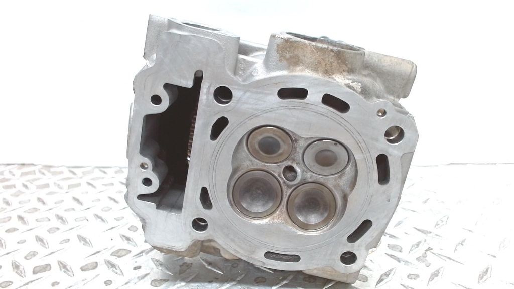 Cylinder Head Ass'y