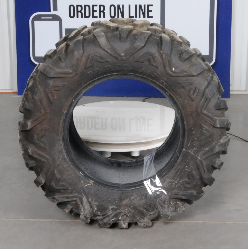 27X9R14 Pneu Usagé