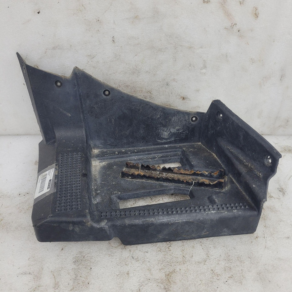 [2406-042-001] footwell,rear-rh