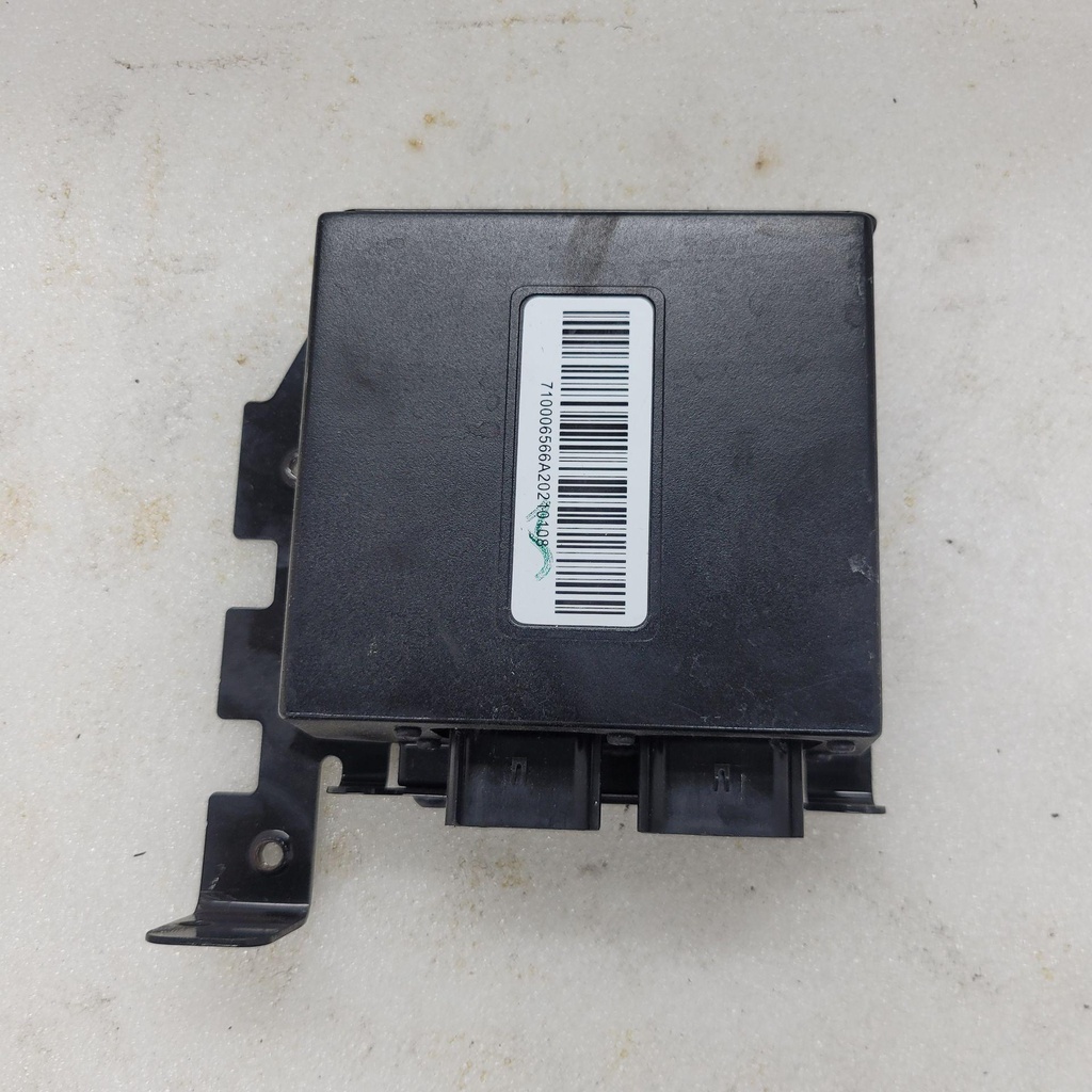[710006566-001] Amplifier 6 x 20 Watts