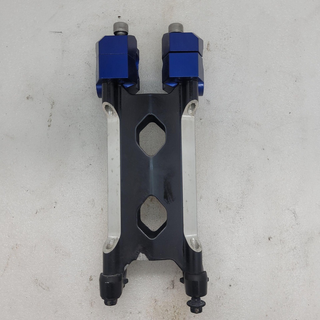[blue-001] OVERSIZE BAR ADAPTER