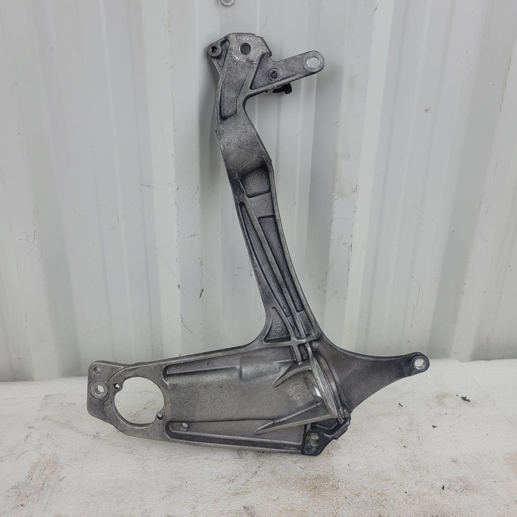 [518330166-001] Brace Ass'y