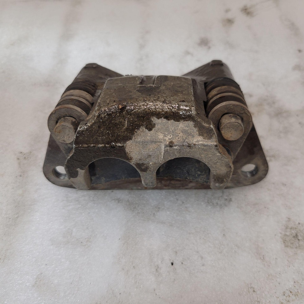 DISC BRAKE CALIPER ASSEMBLY, LE