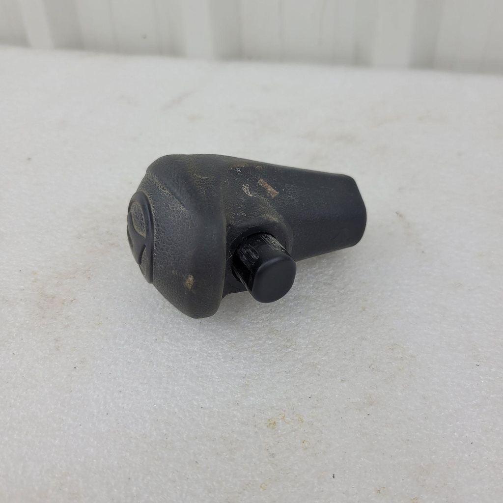 [CF01368] knob,gearshift