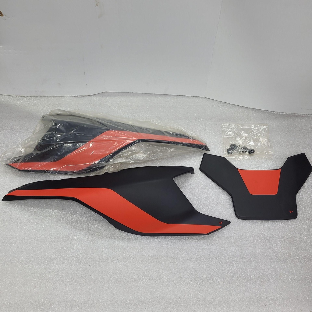 [219400941-001] Exclusive Panel Kit - Ruby Black  - Limited Edition